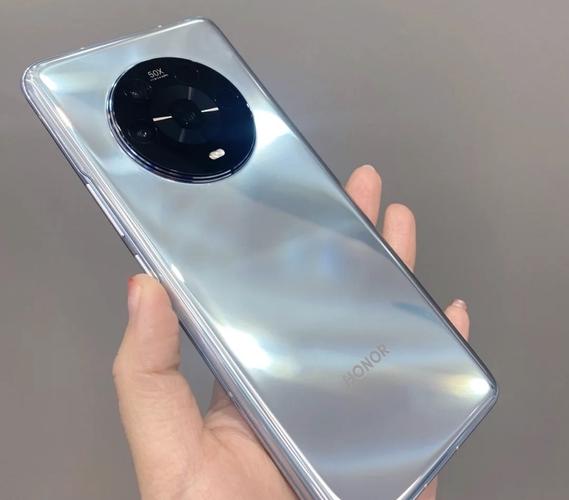 独家：华为新型旗舰曝光代号M2主打大年夜屏幕 独家：华为新型旗舰曝光代号M2主打大年夜屏幕 互联通信