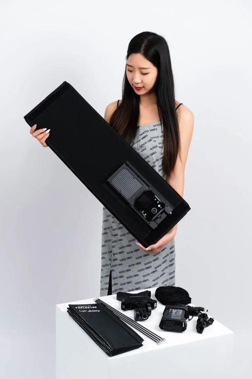 用一块布做成大年夜功率摄影灯 | 体验永诺新品YN FLEX180W柔性折叠布灯 智能科技 用一块布做成大年夜功率摄影灯 | 体验永诺新品YN FLEX180W柔性折叠布灯 用一块布做成大年夜功率摄影灯 | 体验永诺新品YN FLEX180W柔性折叠布灯 智能科技
