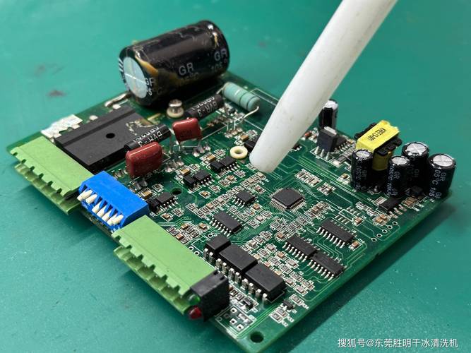 干冰清洗PCB三防漆效率高无返工 智能科技 干冰清洗PCB三防漆效率高无返工 干冰清洗PCB三防漆效率高无返工 智能科技