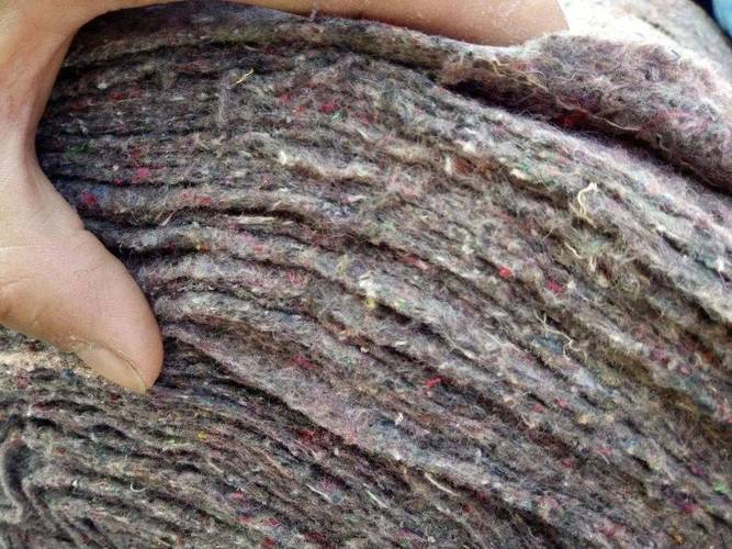 旧衣物破裂摧毁出售变身“黑心棉”原料 互联通信 旧衣物破裂摧毁出售变身“黑心棉”原料 旧衣物破裂摧毁出售变身“黑心棉”原料 互联通信