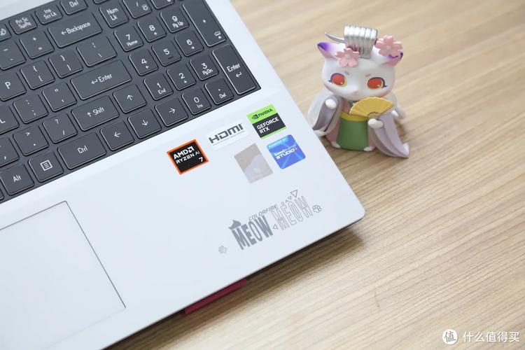 个性有趣的“猫咪”游戏本七彩虹COLORFIRE MEOW R15 个性有趣的“猫咪”游戏本七彩虹COLORFIRE MEOW R15 互联通信