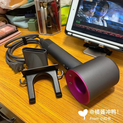 受同伙和坛友安利买了某强北高端吹风机到手果真很喷鼻香透视下的效果 受同伙和坛友安利买了某强北高端吹风机到手果真很喷鼻香透视下的效果 互联通信