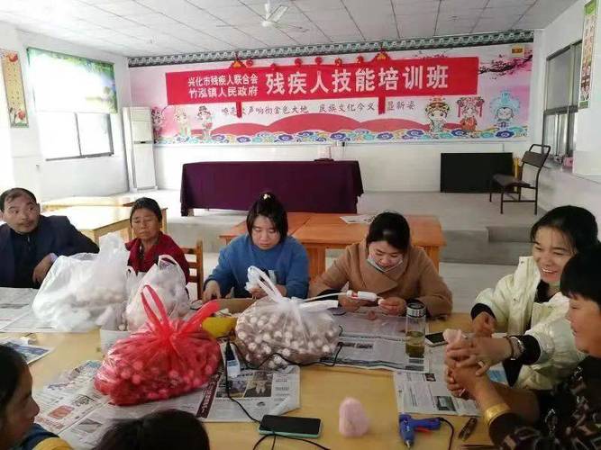 萧山区推进“传统+新业态”残疾人培训就业模式 萧山区推进“传统+新业态”残疾人培训就业模式 智能科技