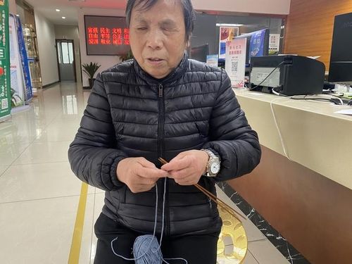 “针心针意”4日下昼在南京新街口收受接收编织品 互联通信 “针心针意”4日下昼在南京新街口收受接收编织品 “针心针意”4日下昼在南京新街口收受接收编织品 互联通信