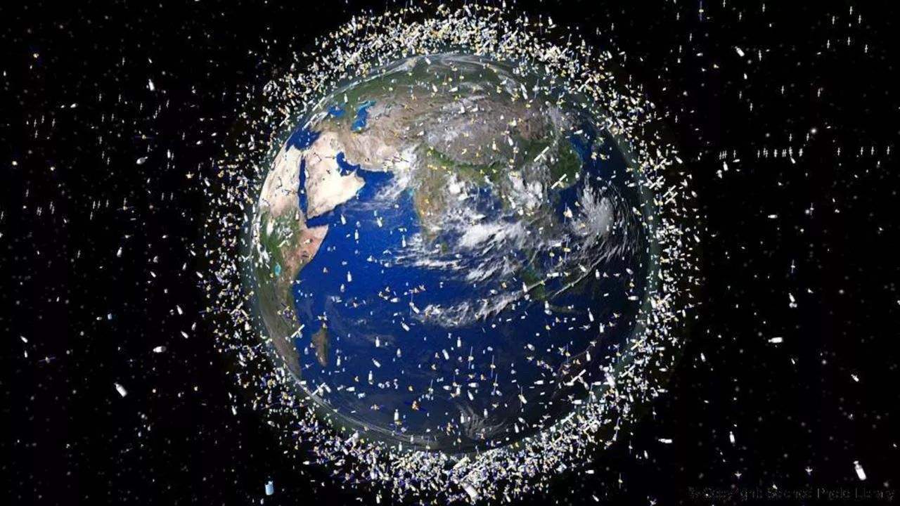 今天我们制造的太空垃圾越多明寰宇球高层大年夜气污染就越严重 智能科技 今天我们制造的太空垃圾越多明寰宇球高层大年夜气污染就越严重 今天我们制造的太空垃圾越多明寰宇球高层大年夜气污染就越严重 智能科技
