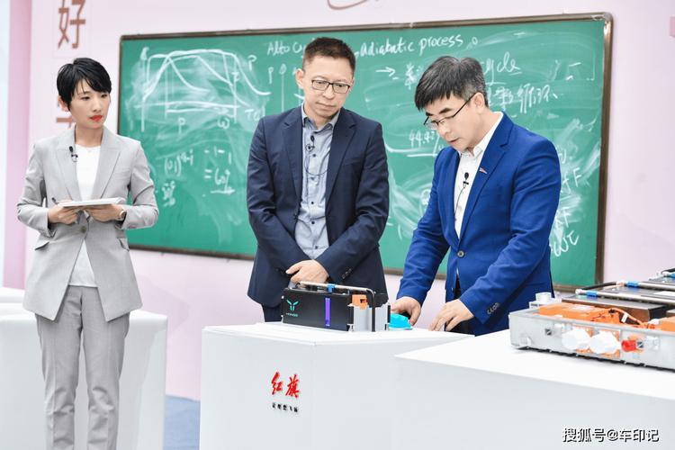 搜狐首创人、物理学博士张旭日全新著作重磅来袭! 智能科技 搜狐首创人、物理学博士张旭日全新著作重磅来袭! 搜狐首创人、物理学博士张旭日全新著作重磅来袭! 智能科技