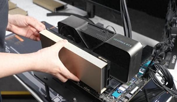赚疯了!NVIDIA H100利润高达1000%:一块卡卖20多万 互联通信 赚疯了!NVIDIA H100利润高达1000%:一块卡卖20多万 赚疯了!NVIDIA H100利润高达1000%:一块卡卖20多万 互联通信