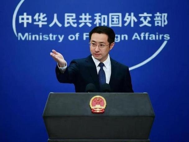 普京送的“国礼手机”将在中国上市 普京送的“国礼手机”将在中国上市 互联通信
