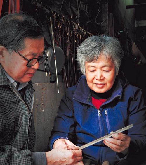 匠心 守护熟手在行工 泉州中山南路熟手在行对象店的云烟旧事 智能家居 匠心 守护熟手在行工 泉州中山南路熟手在行对象店的云烟旧事 匠心 守护熟手在行工 泉州中山南路熟手在行对象店的云烟旧事 智能家居