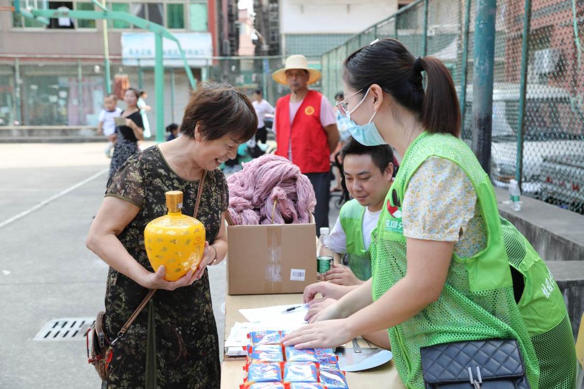 这个冬天很温暖莱阳市开展“旧物收受接收·以旧换心”活动 智能科技 这个冬天很温暖莱阳市开展“旧物收受接收·以旧换心”活动 这个冬天很温暖莱阳市开展“旧物收受接收·以旧换心”活动 智能科技