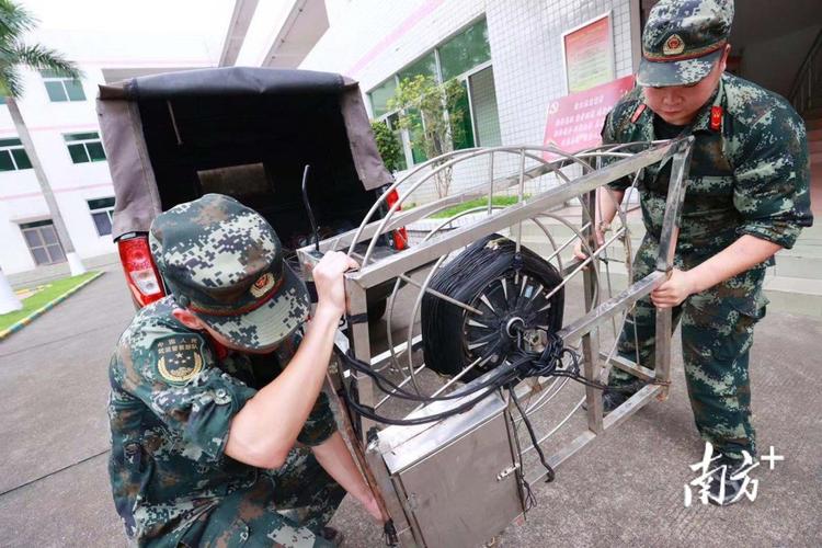 深港飞线走私竟只花1分钟!武警梧桐山查获一批涉嫌跨境走私对象 互联通信 深港飞线走私竟只花1分钟!武警梧桐山查获一批涉嫌跨境走私对象 深港飞线走私竟只花1分钟!武警梧桐山查获一批涉嫌跨境走私对象 互联通信