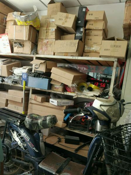 哈尔滨宣化街上汽配店扎堆 大年夜多租平易近宅当库房放易燃品 哈尔滨宣化街上汽配店扎堆 大年夜多租平易近宅当库房放易燃品 智能科技