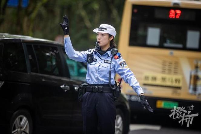 公民警察证照片拍摄规范及手机摄影处理方法 公民警察证照片拍摄规范及手机摄影处理方法 人工智能