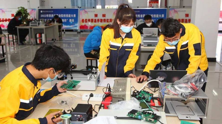 2022陕西省职业院校技能大年夜赛“电子产品设计及制作”在陕机电举行 2022陕西省职业院校技能大年夜赛“电子产品设计及制作”在陕机电举行 智能家居