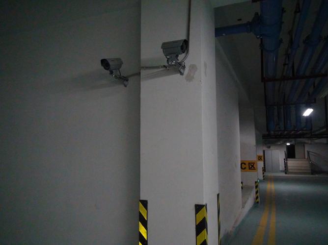 底下停车场监控 底下停车场监控 互联通信